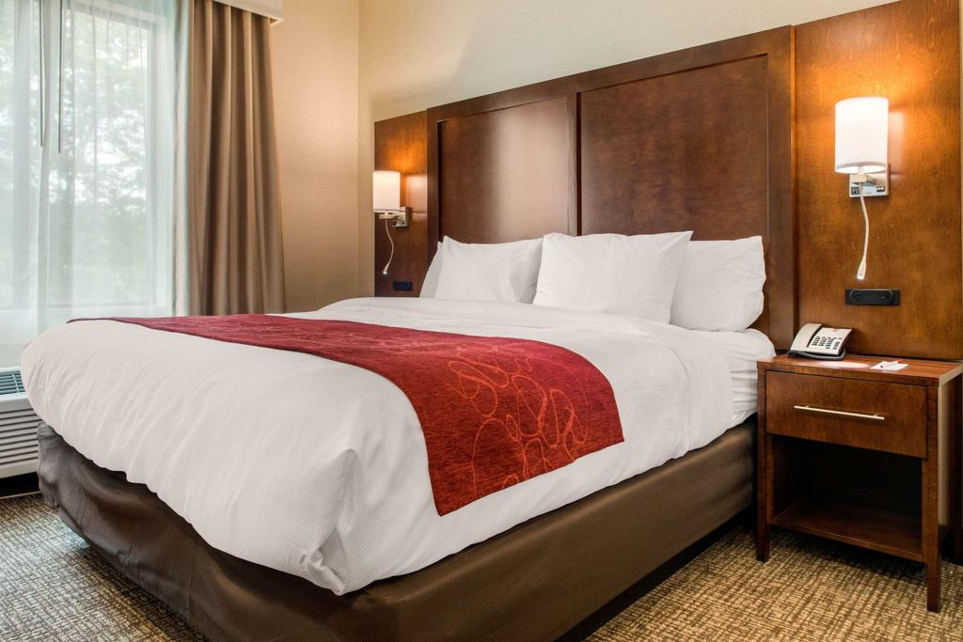 Comfort Suites Columbus Airport Exterior photo